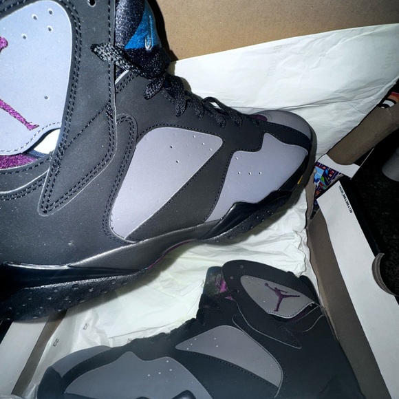 Size 12 DS Air Jordan Bordeaux (2015) - Picture 7 of 7